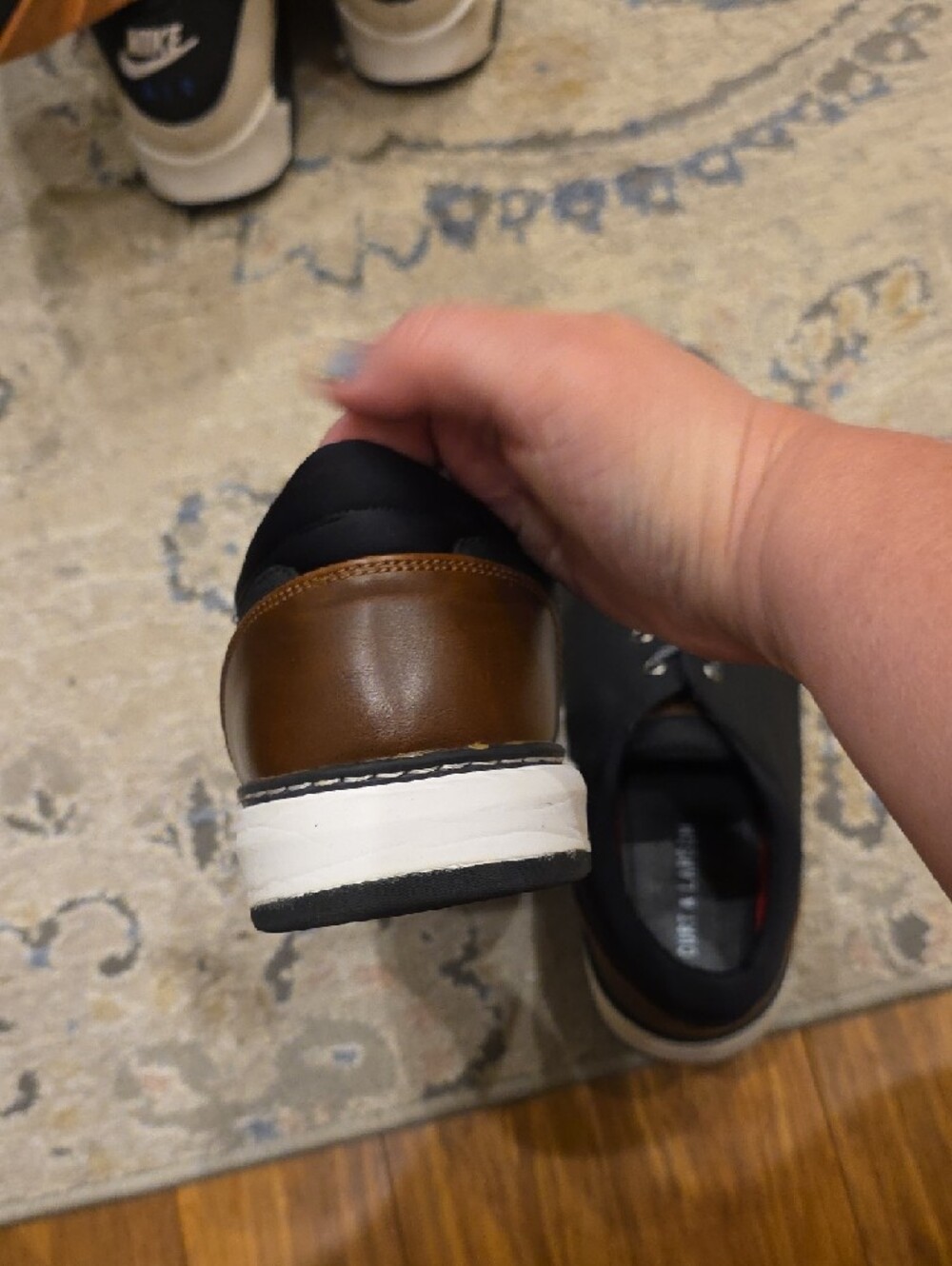 Men's Black Low-Profile Canvas Shoes - Picture 3 of 9